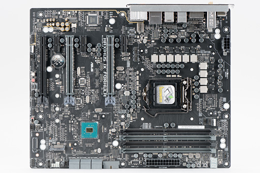 画像ギャラリー No.030のサムネイル画像 / 「ROG MAXIMUS IX FORMULA」を細かく見てみる。Z270搭載のゲーマー向けフラグシップマザーボードはありやなしや?