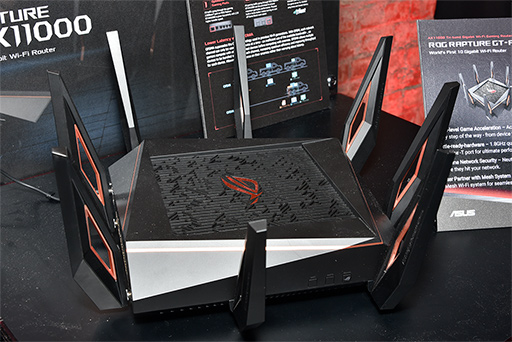 画像ギャラリー No.011のサムネイル画像 / ［COMPUTEX］「ROG」初の液冷クーラーから新型ノートPC，そしてゲーム特化スマホ「ROG Phone」登場で盛り上がったASUSイベントレポート
