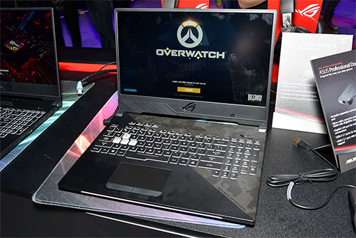 画像ギャラリー No.015のサムネイル画像 / ［COMPUTEX］「ROG」初の液冷クーラーから新型ノートPC，そしてゲーム特化スマホ「ROG Phone」登場で盛り上がったASUSイベントレポート