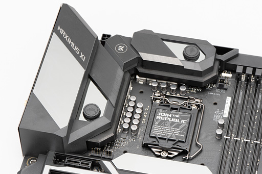 画像ギャラリー No.020のサムネイル画像 / 写真で見る「ROG MAXIMUS XI FORMULA」。ASUSのゲーマー向けハイエンドZ390マザーボード