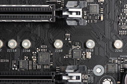 画像ギャラリー No.050のサムネイル画像 / 写真で見る「ROG MAXIMUS XI FORMULA」。ASUSのゲーマー向けハイエンドZ390マザーボード