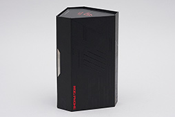 画像ギャラリー No.003のサムネイル画像 / 「ROG Phone」レビュー。確かにこれは「ゲーマー向けスマートフォン」だ