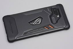 画像ギャラリー No.022のサムネイル画像 / 「ROG Phone」レビュー。確かにこれは「ゲーマー向けスマートフォン」だ