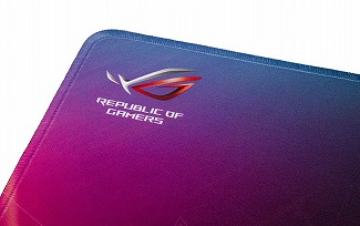画像ギャラリー No.003のサムネイル画像 / ASUS，縦に長く横に短いユニークな形状の布系マウスパッド「ROG Strix Edge」