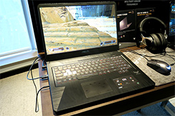 画像ギャラリー No.018のサムネイル画像 / ASUS，薄型ノートPCやゲーマー向けモバイルディスプレイなど新製品を多数発表。ゲームにも使える2画面ノートPCも注目だ