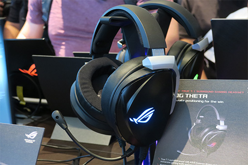 画像ギャラリー No.025のサムネイル画像 / ASUS，薄型ノートPCやゲーマー向けモバイルディスプレイなど新製品を多数発表。ゲームにも使える2画面ノートPCも注目だ