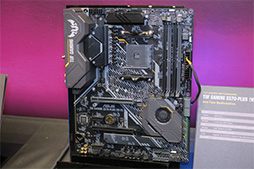 画像ギャラリー No.013のサムネイル画像 / ASUS,Ryzen 3000&PCIe 4.0対応の「X570」チップセットを採用するゲーマー向けマザーボード計9製品を発表