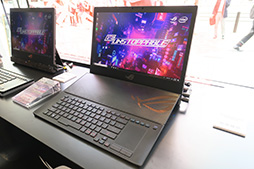 画像ギャラリー No.014のサムネイル画像 / ASUS,「ROG」ブランドの新型ノートPCなど計13製品を一斉に発表。ハイエンドからエントリーまで幅広いラインナップを用意