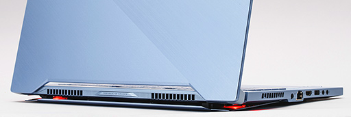 画像ギャラリー No.009のサムネイル画像 / 銀色の薄型ノートPC「ROG Zephyrus S GX502GV」テストレポート。ゲーマー向けらしくない見た目に充実のスペックが見どころだ