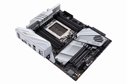 画像ギャラリー No.009のサムネイル画像 / ASUS,第3世代Threadripper対応のTRX40チップセット搭載ゲーマー向けマザーボードを発表