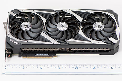 画像ギャラリー No.010のサムネイル画像 / ASUS製RTX 3070カード「ROG-STRIX-RTX3070-O8G-GAMING」レビュー。大型クーラーによるクロックアップでRTX 2080 Tiを超えた