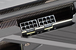 画像ギャラリー No.021のサムネイル画像 / ASUS製RTX 3070カード「ROG-STRIX-RTX3070-O8G-GAMING」レビュー。大型クーラーによるクロックアップでRTX 2080 Tiを超えた