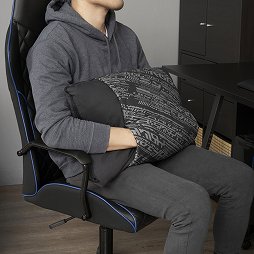 画像ギャラリー No.009のサムネイル画像 / 家具メーカーのIKEA，ROGと協力して製作したゲーマー向け家具を2021年5月に日本で販売予定