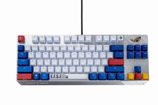 画像ギャラリー No.005のサムネイル画像 / ASUSのガンダムコラボ製品にPCケースやキーボード，ヘッドセットが加わる