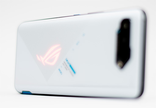 画像ギャラリー No.003のサムネイル画像 / ROG Phone 5テストレポート。スペックの強化に加えて，細かな機能改善が光るゲーマー向けスマートフォン