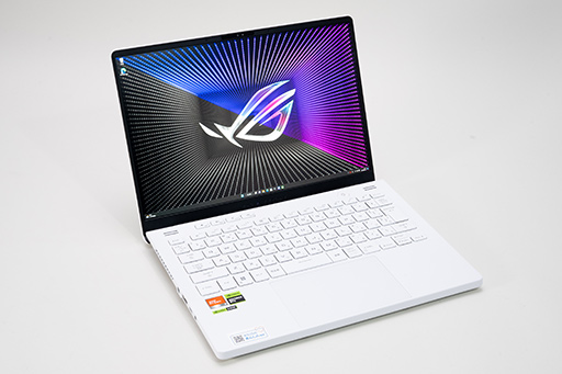 画像ギャラリー No.002のサムネイル画像 / 1.7kg台の高性能ゲームノートPC「ROG Zephyrus G14」の2023年モデルをチェック。デスクトップPCと比べたときの実力は?