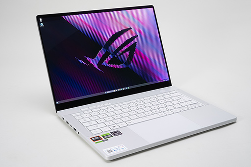 画像ギャラリー No.010のサムネイル画像 / 重さ1.5kgになった薄型軽量ゲームノートPC「ROG Zephyrus G14」レビュー。持ち歩けてこの性能は魅力的だ