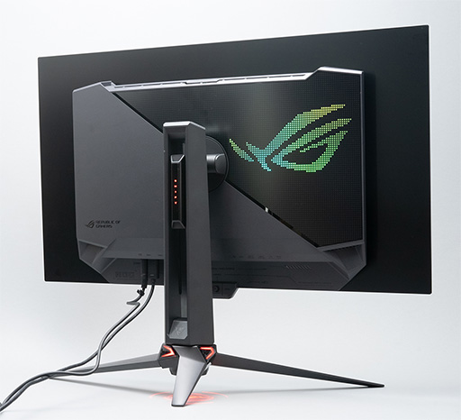 画像ギャラリー No.003のサムネイル画像 / 4K/240HzとフルHD/480Hzを1台で実現する「ROG Swift OLED PG32UCDP」はこだわり派ゲーマーにぴったりなディスプレイだ【PR】