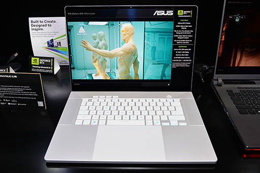 画像ギャラリー No.003のサムネイル画像 / GeForce RTX 50搭載のゲーマー向けPCとグラフィックスカードをASUSが公開。国内イベントでも披露の予定あり