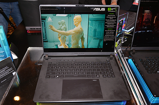 画像ギャラリー No.004のサムネイル画像 / GeForce RTX 50搭載のゲーマー向けPCとグラフィックスカードをASUSが公開。国内イベントでも披露の予定あり