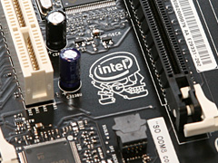 画像ギャラリー No.007のサムネイル画像 / Intel，「Core i7」対応のハイエンドX58マザーボード「Smackover」を公開