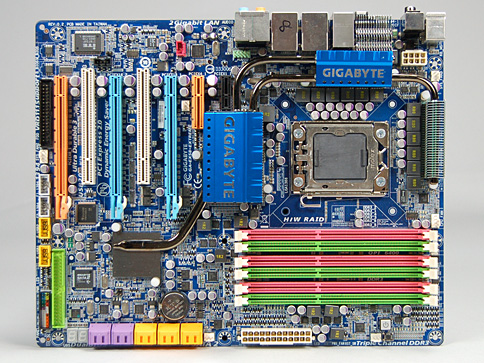 画像ギャラリー No.003のサムネイル画像 / GIGABYTEのゲーマー&OC向けマザー「GA-EX58-EXTREME」を写真で確認