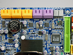 画像ギャラリー No.021のサムネイル画像 / GIGABYTEのゲーマー&OC向けマザー「GA-EX58-EXTREME」を写真で確認