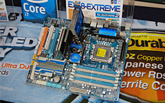 画像ギャラリー No.002のサムネイル画像 / GIGABYTEがX58マザーボードの発表会を開催。2009年には2万円台の製品も