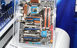 画像ギャラリー No.004のサムネイル画像 / ［COMPUTEX］ASUS，P55＆P57マザーボードを公開。SATA 3.0とUSB 3.0に両対応のX58マザーも