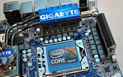 画像ギャラリー No.004のサムネイル画像 / ［COMPUTEX］GIGABYTE，24フェーズPWM仕様のX58＆P55マザーボードを公開