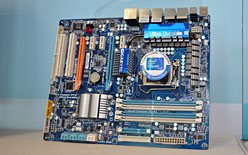 画像ギャラリー No.015のサムネイル画像 / ［COMPUTEX］GIGABYTE，24フェーズPWM仕様のX58＆P55マザーボードを公開