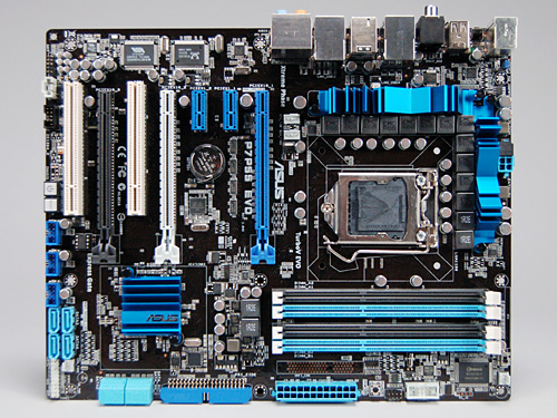 画像ギャラリー No.002のサムネイル画像 / ASUSの“次世代機”，P55マザーボード「P7P55D EVO」を写真で見る。ほぼ製品版？