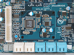 画像ギャラリー No.017のサムネイル画像 / GIGABYTEのP55マザー最高峰「GA-P55-UD6」,そのポイントをチェックする