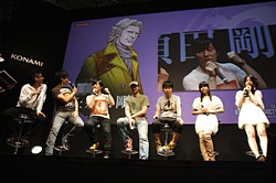 画像ギャラリー No.022のサムネイル画像 / ［TGS 2011］「メタルギア」キャスト陣と須田剛一さんがゲストとして登場したKONAMIブースの超豪華ラストステージ「Kojima Productions SPECIAL STAGE」をレポート