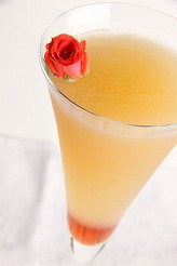 画像ギャラリー No.007のサムネイル画像 / 「クロシーノ」，レストラン「キリストンカフェ東京」とタイアップ