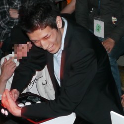 画像ギャラリー No.005のサムネイル画像 / 「ストリートファイターIV」の猛者達が新宿に集結，世界中から注目を集めた格ゲーイベント「GODSGARDEN #2」レポート