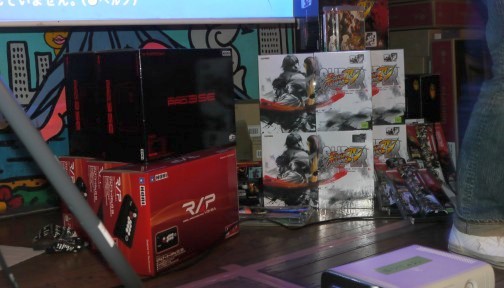 画像ギャラリー No.041のサムネイル画像 / 「ストリートファイターIV」の猛者達が新宿に集結，世界中から注目を集めた格ゲーイベント「GODSGARDEN #2」レポート
