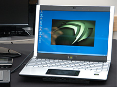 画像ギャラリー No.009のサムネイル画像 / ［COMPUTEX 2008＃02］手のひらの上でFPSが動く！ NVIDIA，小型機器向けプロセッサ「Tegra」を発表