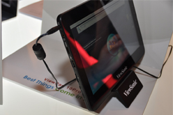 画像ギャラリー No.003のサムネイル画像 / ［COMPUTEX］ViewSonic，Windows 7＆Androidデュアルブートの10インチタブレットを発表。Shuttleは技適マーク付きタブレットを展示