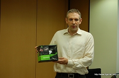 画像ギャラリー No.011のサムネイル画像 / PC版「バイオハザード5」はGeForce 3D Visionにネイティブ対応。“奥行き”感のある新鮮な映像でプレイできた先行体験会レポートを掲載
