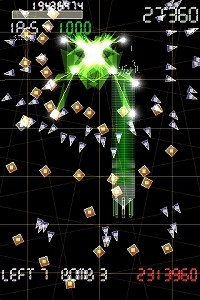 画像ギャラリー No.001のサムネイル画像 / ［iPhone］弾幕をかいくぐって敵を倒せ！　シューティングゲーム「rRootage」