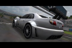画像ギャラリー No.010のサムネイル画像 / ［iPhone］世界中のプレイヤーとの戦いがアツい！　レーシングシムの期待作「Real Racing」がついに発売