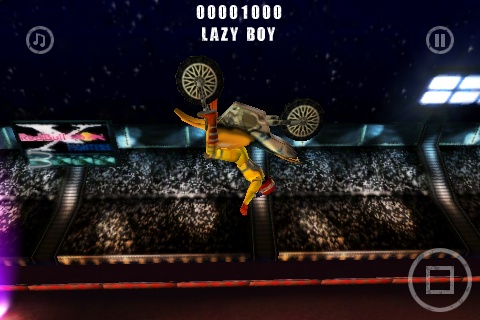 画像ギャラリー No.003のサムネイル画像 / ［iPhone］命知らずのライダーになって華麗な技を！　「Red Bull X-Fighters」