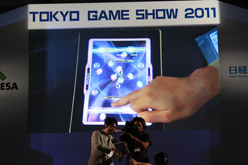 画像ギャラリー No.022のサムネイル画像 / ［TGS 2011］新作タイトル情報も続々飛び出した「iLOVE iPhone in Tokyo Game Show」が意外と見逃せない内容