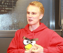 画像ギャラリー No.007のサムネイル画像 / 世界一流行っているかもしれないゲーム「Angry Birds」，Facebook版や「Angry Birds Space」についてRovio Entertainmentにいろいろ聞いてみた