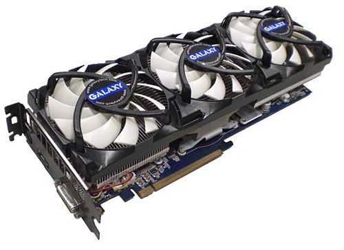 画像ギャラリー No.001のサムネイル画像 / MVK,Arctic Cooling製クーラー搭載でOC仕様のGTX 275カード