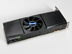 画像ギャラリー No.006のサムネイル画像 / 1枚にGTX 275と“PhysX専用”GTS 250を搭載。EVGA製デュアルGPUカード「CO-OP PhysX」を試す