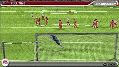 画像ギャラリー No.018のサムネイル画像 / 連載「PCゲームを持ち出そう!」。第53回はサッカーゲーム「UEFA EURO 2008」のPSP版を紹介