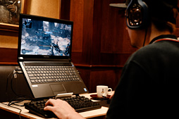 画像ギャラリー No.018のサムネイル画像 / 【PR】iiyama PCのゲーマー向けノートPCをコアゲーマーが本気で検証。実プレイムービーで分かるその快適さ
