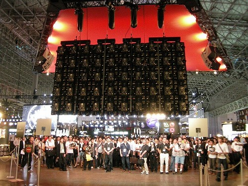 画像ギャラリー No.001のサムネイル画像 / ［TGS 2009］ブースレポート：スクウェア・エニックス編――最大の注目作はやはり「ファイナルファンタジーXIII」，一般公開日は大混雑確実!?